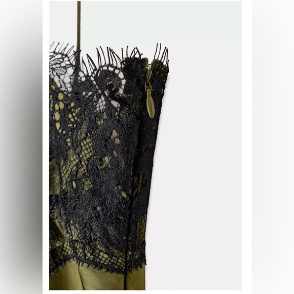 ❗️LAST CHANCE❗️ITEM WILL BE REMOVED SOON❗️ZARA ASYMM. SATIN EFFECT LACE DRESS - Picture 9 of 9
